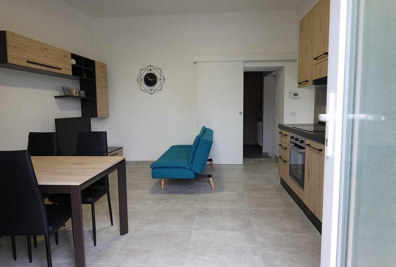 Casa Valeria Intero Appartamento Bosisio Parini Bagian luar foto